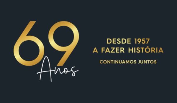 69 anos Americana Papelaria