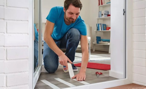 Fita bi-adesiva para alcatifas 10mx50mm removível TESA Fix 55731