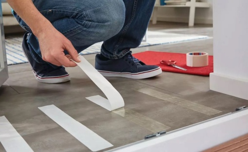 Fita bi-adesiva para alcatifas 10mx50mm removível TESA Fix 55731