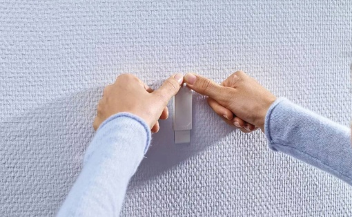 Prego Adesivo TESA Powerstrips 1kg para Parede Pintada e Estuque (2 unidades)