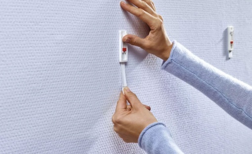Prego Adesivo Ajustável TESA Powerstrips 1kg para Parede Pintada e Estuque (2 unidades)