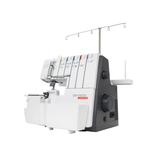 Máquina de costura BERNETTE B48