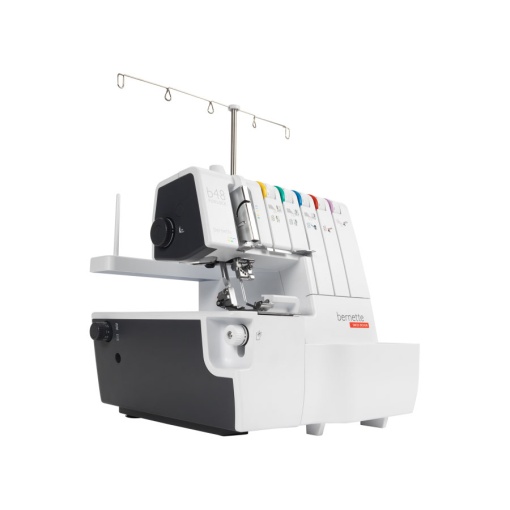 Máquina de costura BERNETTE B48