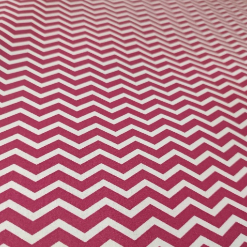 Tecido Chevron Framboesa e Branco 1x1,50m