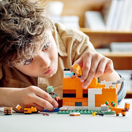 LEGO MINECRAFT Pousada da Raposa 21178