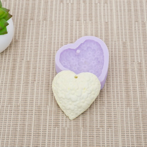 Molde de silicone coração 6,5x5,5cm LG