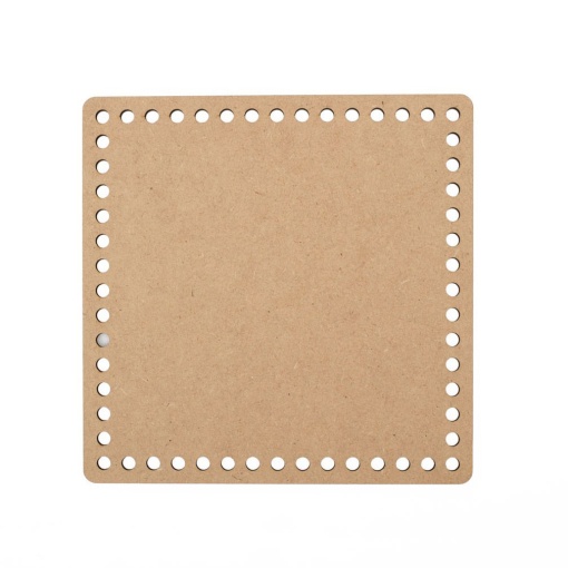 Base de Madeira MDF com furos Quadrada 20x20x0,3cm