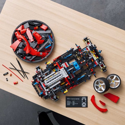 LEGO Technic Ferrari Daytona Sp3 42143