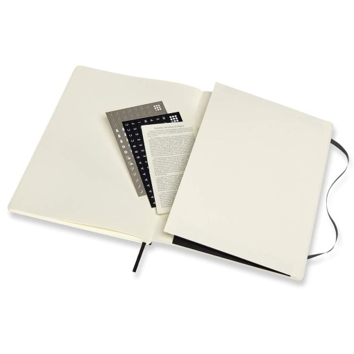Caderno 19x25cm pautado MOLESKINE Pro preto com elástico
