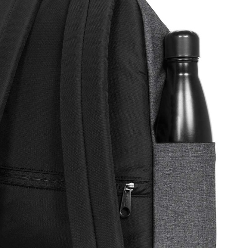 Mochila EASTPAK Day Pak'r Black Denim 40x30x18cm
