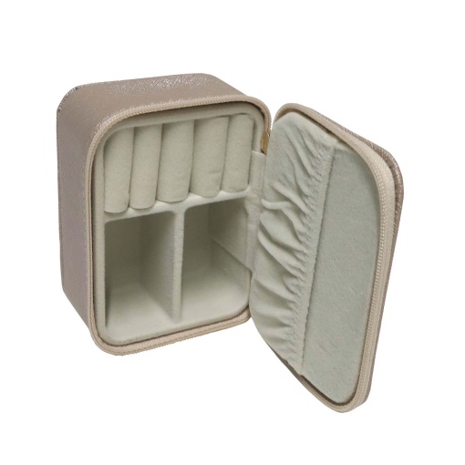 Travel jewelry box "Liliana: big heart, ingenious mind, courageous spirit"