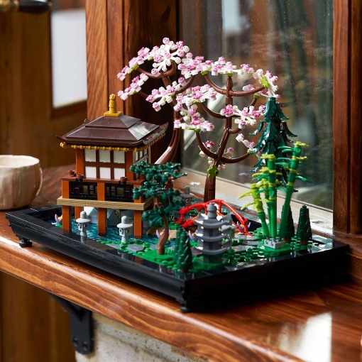 LEGO Icons Jardim Tranquilo 10315
