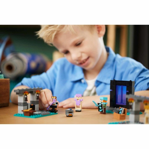 LEGO MINECRAFT O Depósito de Armas 21252