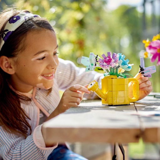 LEGO Creator 3-in-1 Flores num Regador 31149