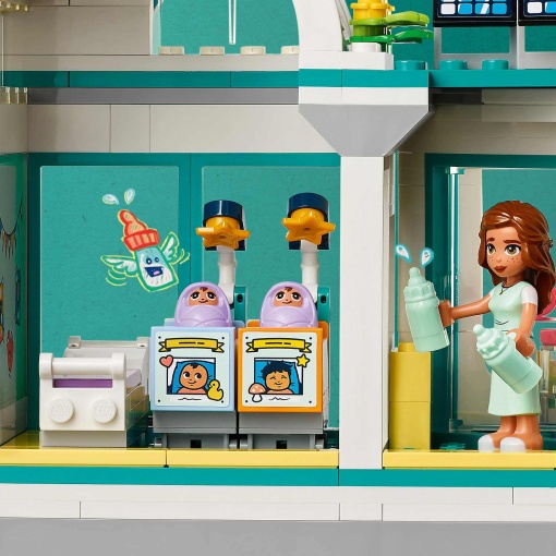 LEGO Friends Hospital de Heartlake City 42621