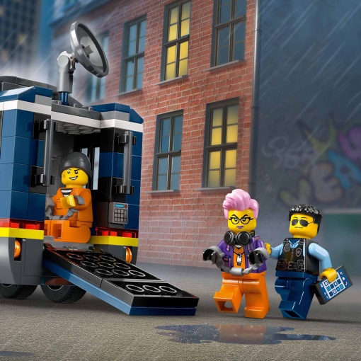 LEGO City Camião de Laboratório Criminal da Polícia 60418