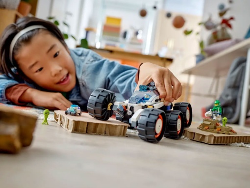 LEGO City Carro de Exploração Espacial e Vida Extraterrestre 60431