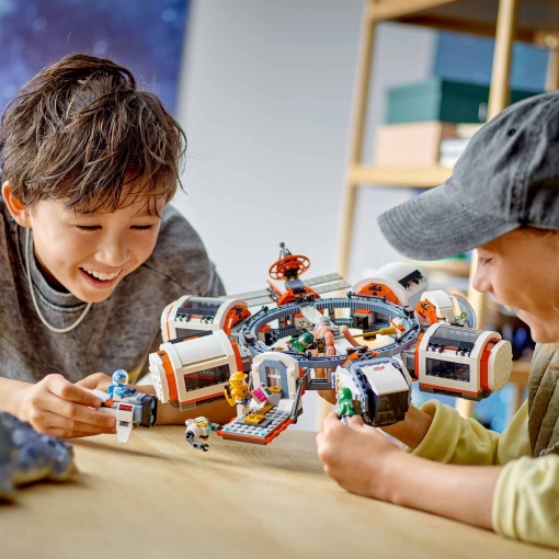 LEGO City Estação Espacial Modular 60433