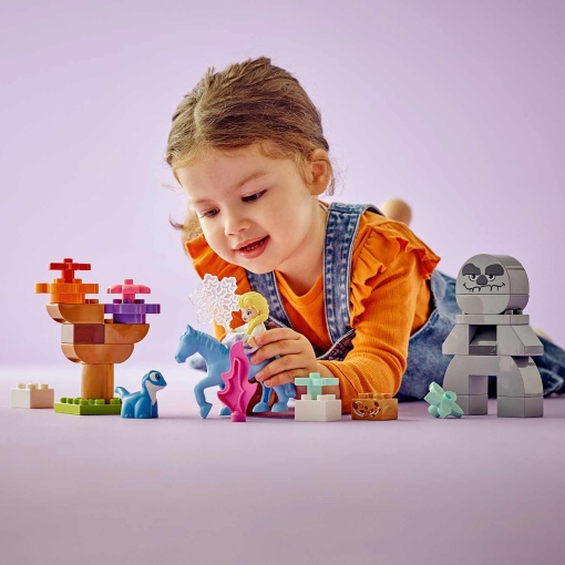 LEGO DISNEY Elsa e Bruni na Floresta Encantada 10418