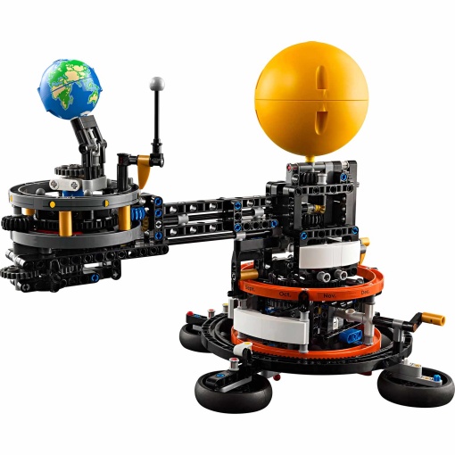 LEGO Technic Planeta Terra e Lua em Órbita 42179