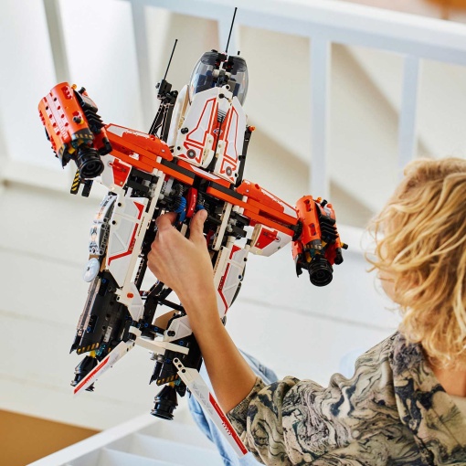 LEGO Technic Nave Espacial de Transporte Pesado Vtol Lt81 42181