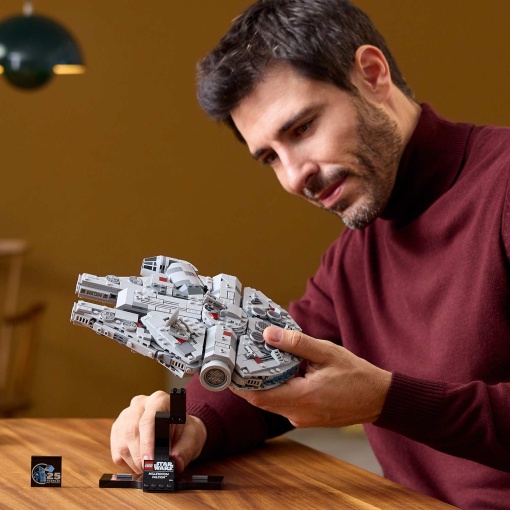 LEGO STAR Wars Millennium Falcon 75375