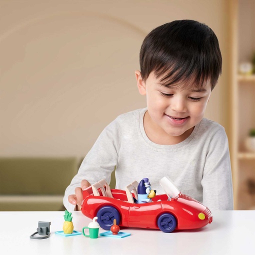 BLUEY Figura + carro Conversível FAMOSA