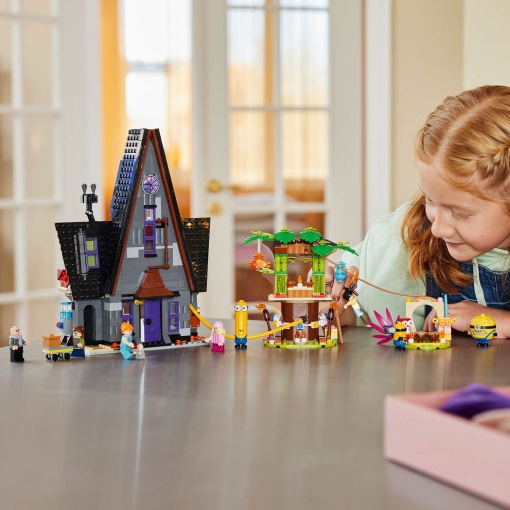 LEGO Gru: O Mal Disposto 4 Mansão da Família do Gru e Minions 75583