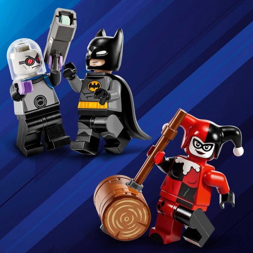 LEGO Batman com o BatmóvelÖ vs. Harley QuinnÖ e Mr. FreezeÖ 76274