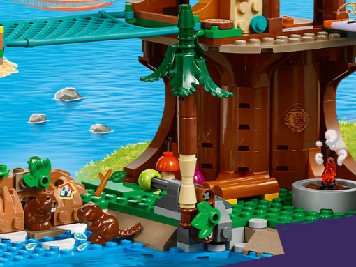 LEGO Friends A Casa da Árvore do Campo de Aventuras 42631
