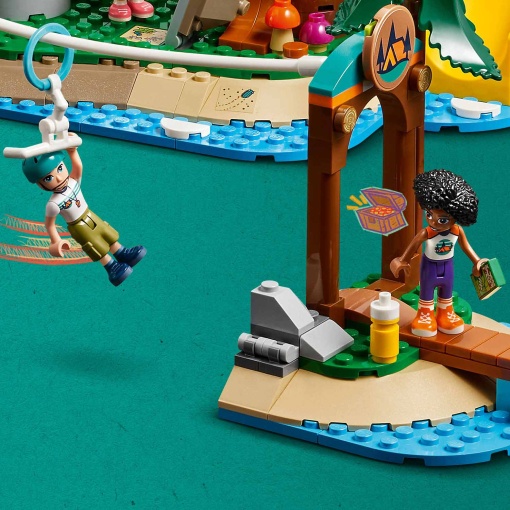 LEGO Friends A Casa da Árvore do Campo de Aventuras 42631