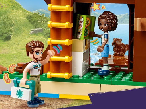 LEGO Friends A Casa da Árvore do Campo de Aventuras 42631