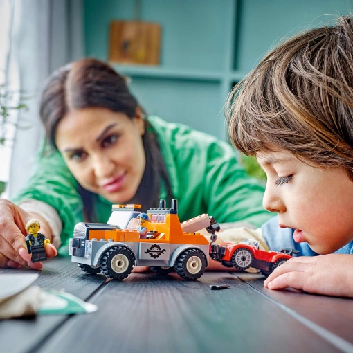 LEGO City Camião-Reboque e Reparação de Carro Desportivo 60435