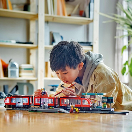 LEGO City Elétrico e Estação na Baixa 60423
