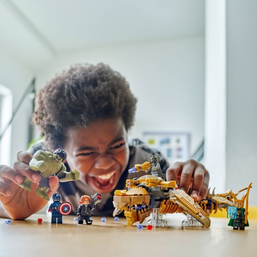 LEGO MARVEL Os Vingadores Vs. Leviathan 76290
