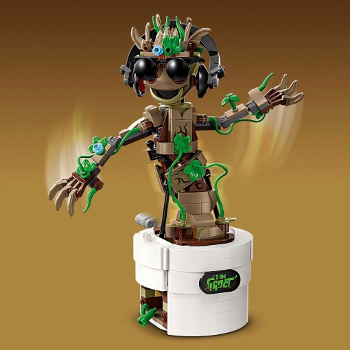 LEGO MARVEL Groot Dançante 76297