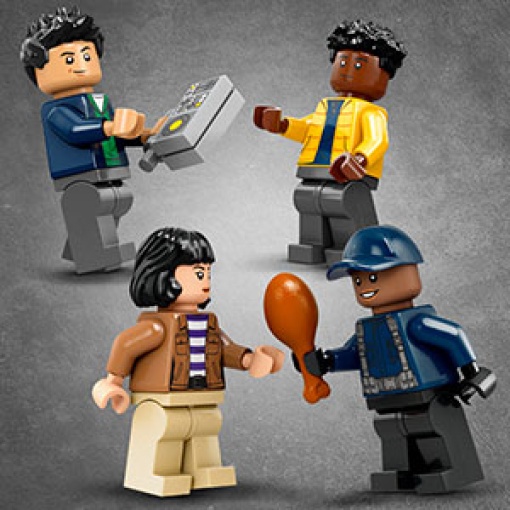 LEGO Jurassic World Missões de Dinossauros: Camião de Transporte de Alossauro 76966