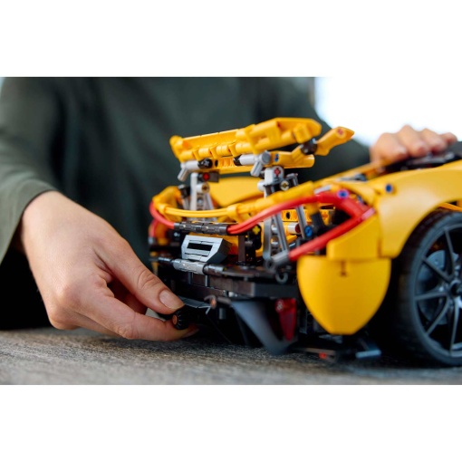 LEGO Technic McLaren P1 42172