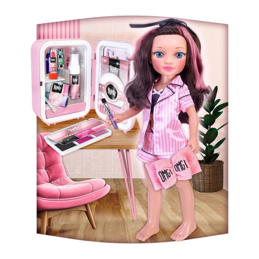Nancy Beauty Fridge Famous