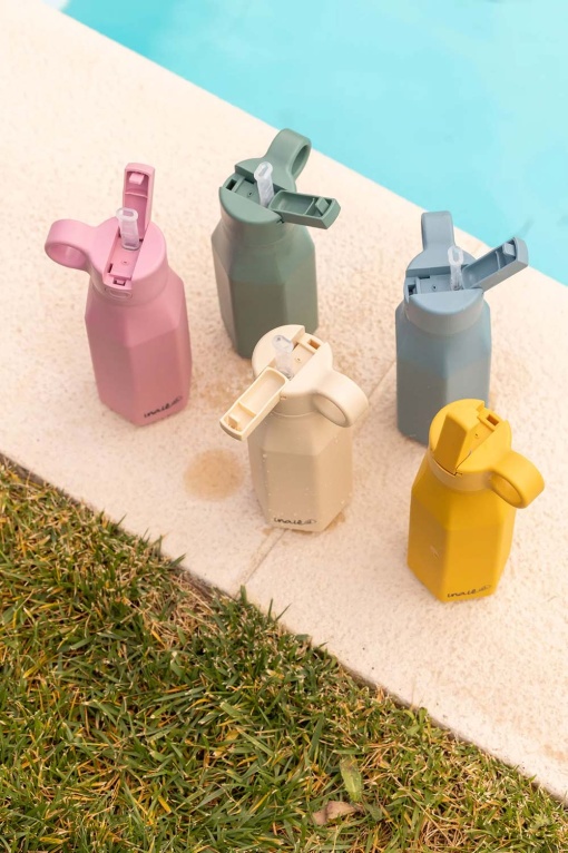 Garrafa de silicone INAIÊ 350ml azul
