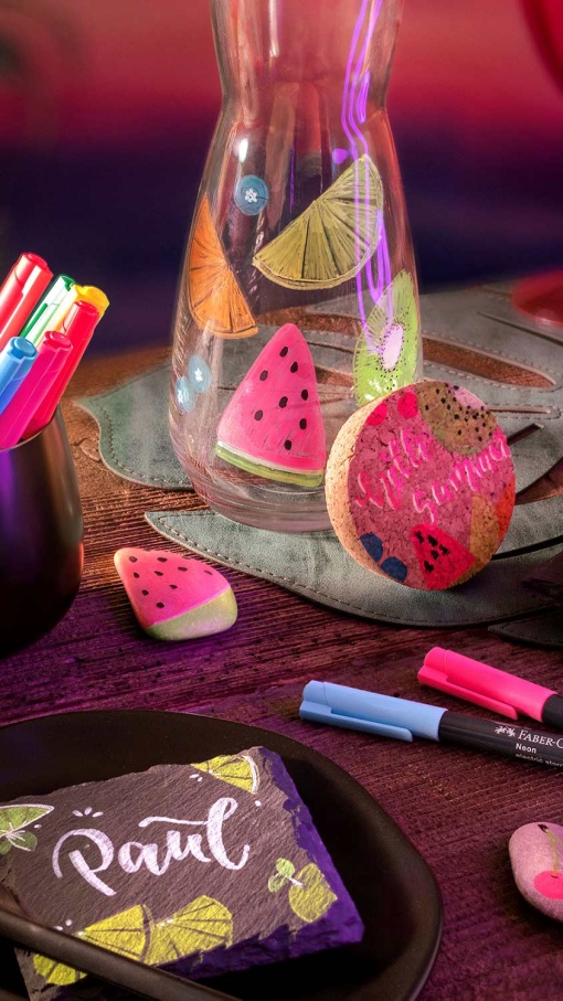 Faber-Castell Creative Studio neon marker, pink.