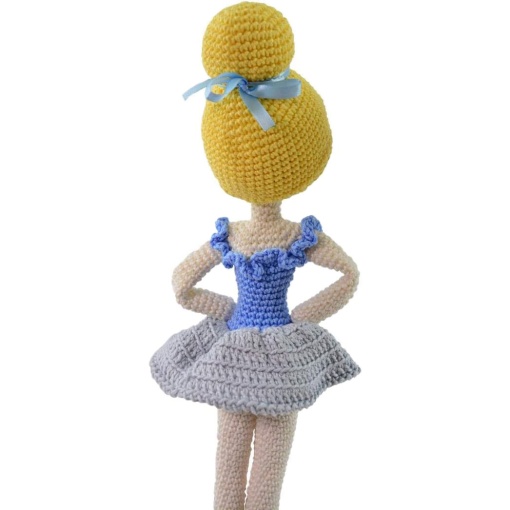 Kit de crochet CÍRCULO Amigurumi bailarinas - Vitória 1