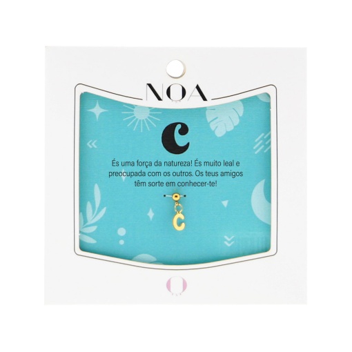 Charm Aço Dourado NOA Story Letra "C"