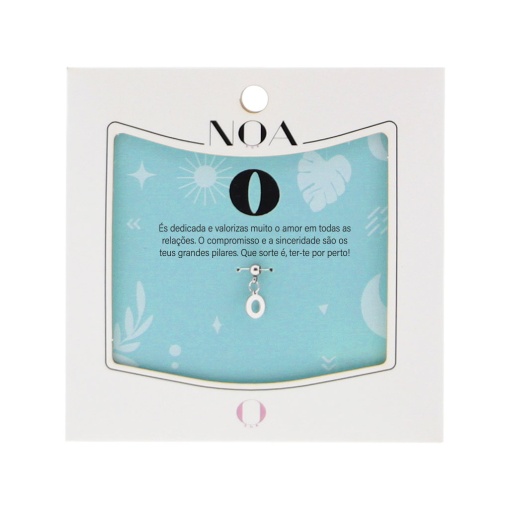 Charm Aço Prateado NOA Story Letra "O"