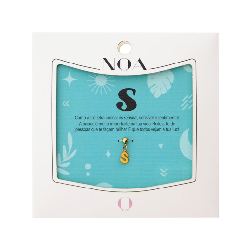 Charm Aço Dourado NOA Story Letra "S"