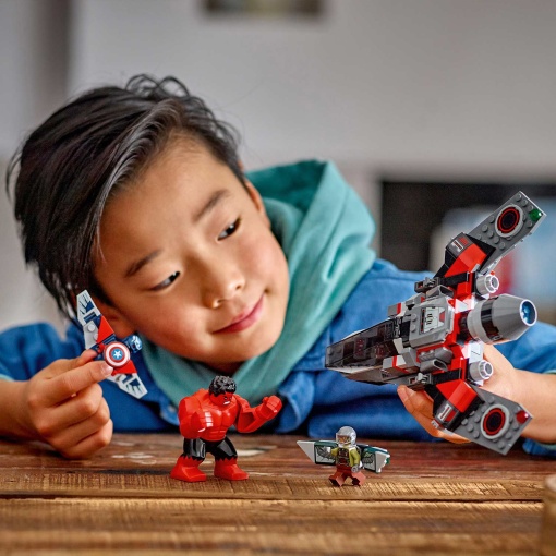LEGO MARVEL Capitão América Contra Red Hulk 76292