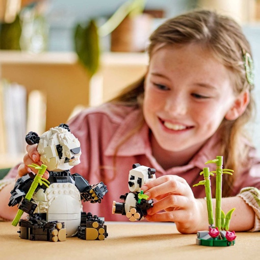 LEGO Creator 3-in-1 Animais Selvagens: Família de Pandas 31165