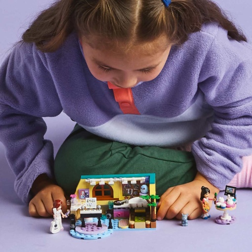 LEGO Friends Quarto da Paisley 42647