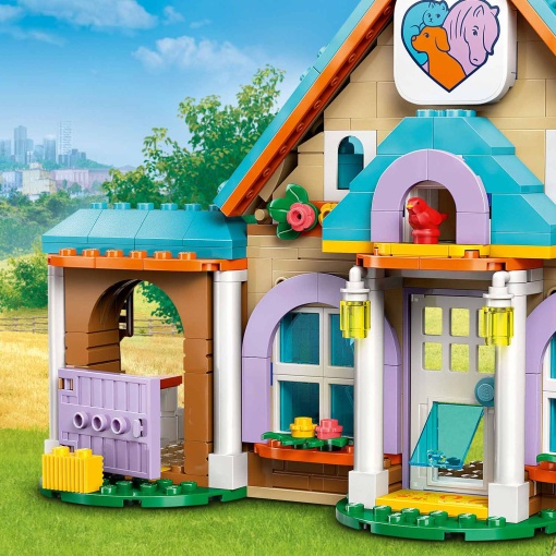 LEGO Friends Clínica Veterinária para Cavalos e Animais de Estimação 42651