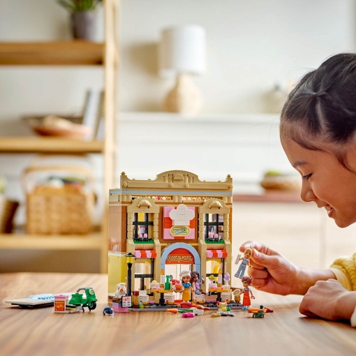 LEGO Friends Restaurante e Escola de Culinária 42655